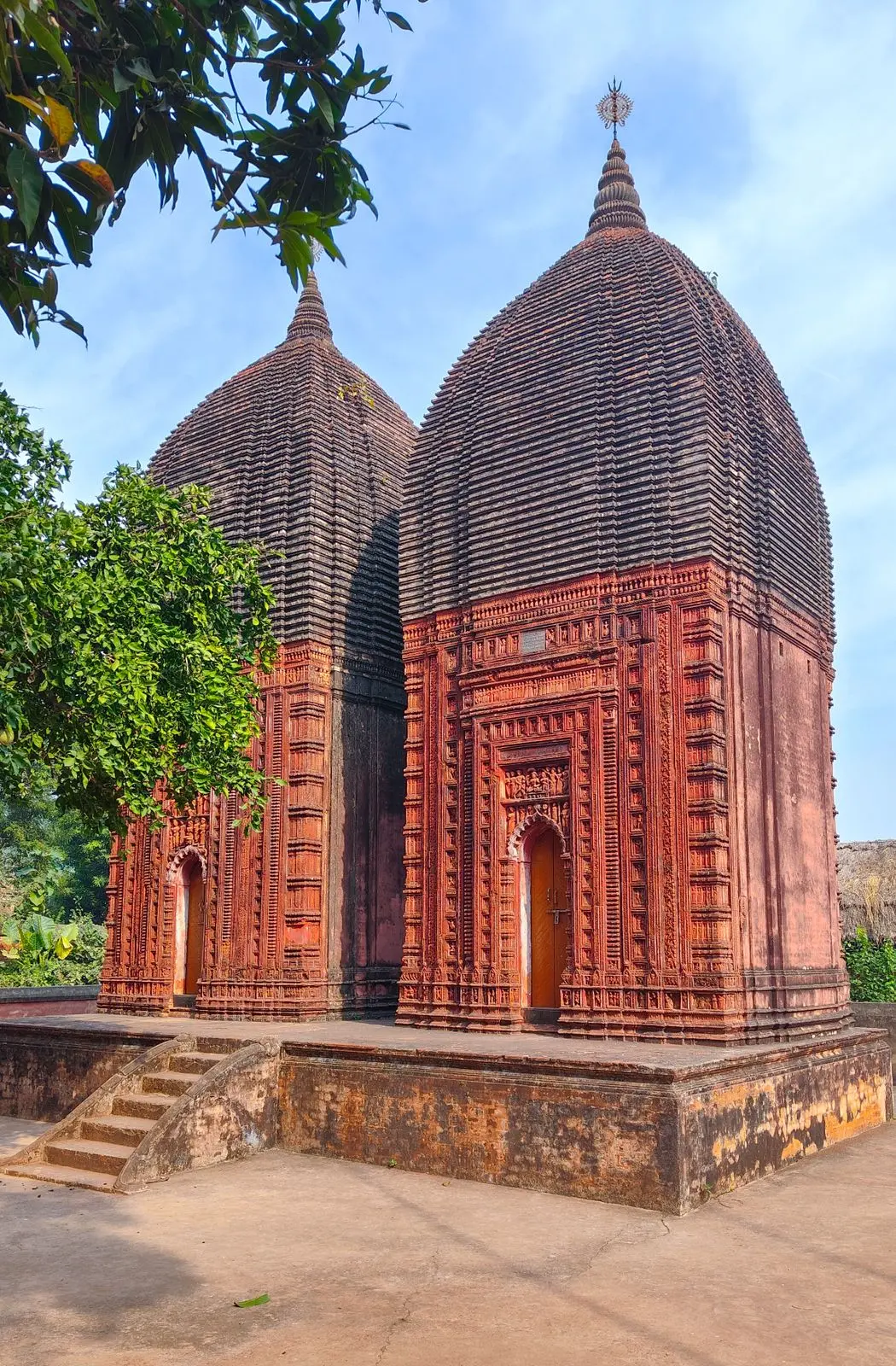 Kalikapur Rajbari Shiva Temples