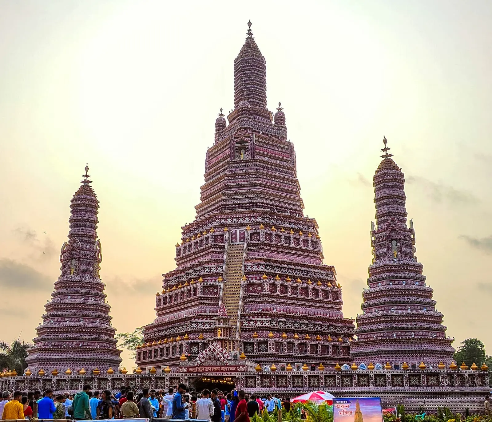 Kalyani Luminous Club Durgapuja Pandal 2024