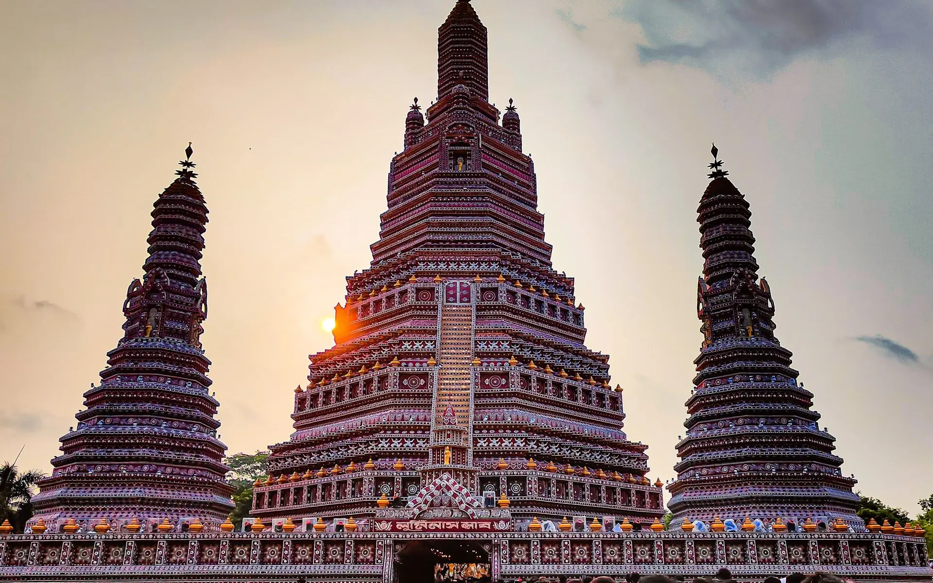 Kalyani Luminous Club Durgapuja Pandal 2024