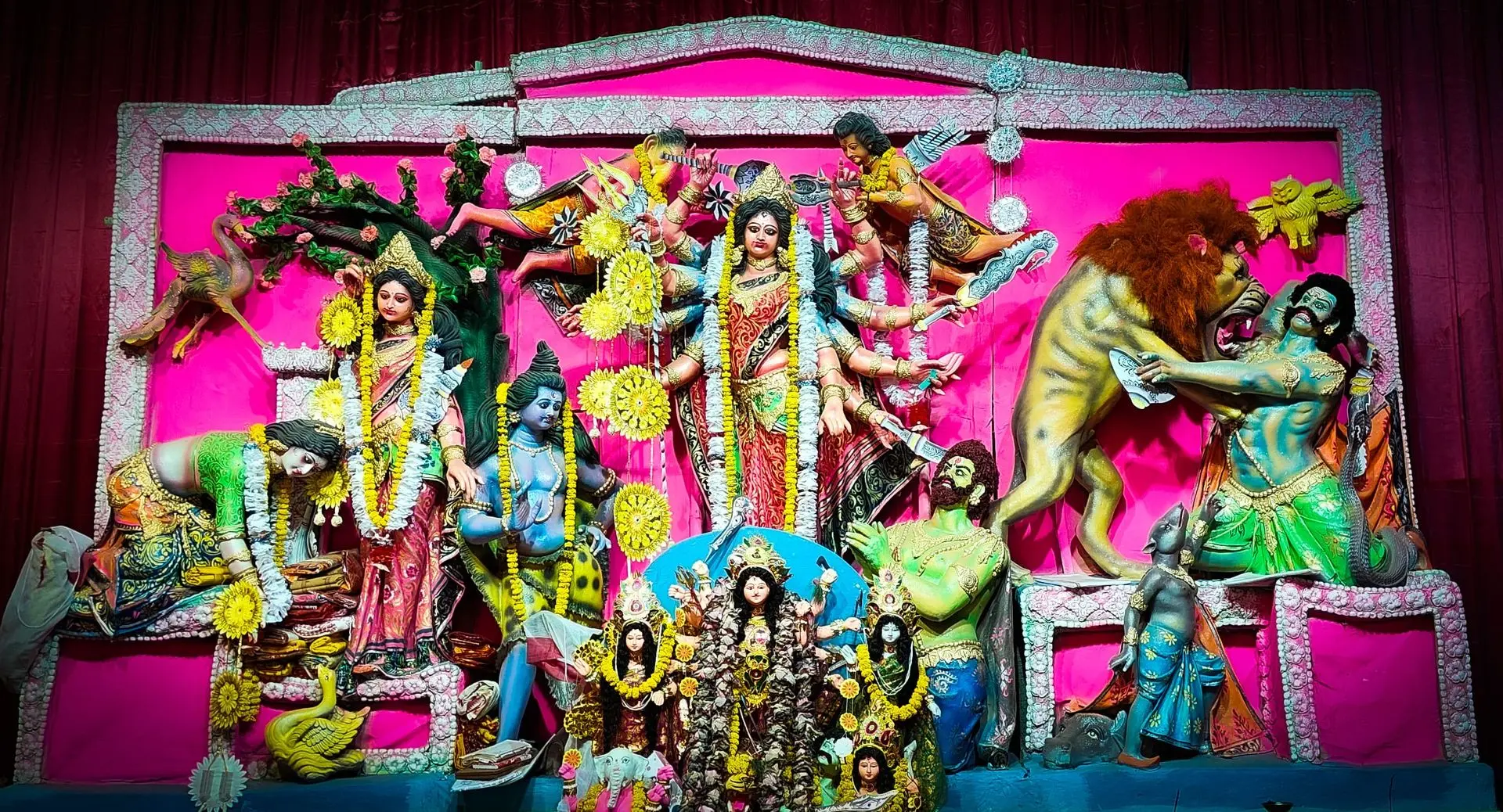 Kalyani A-9 Square park Durgapuja pandal 2024